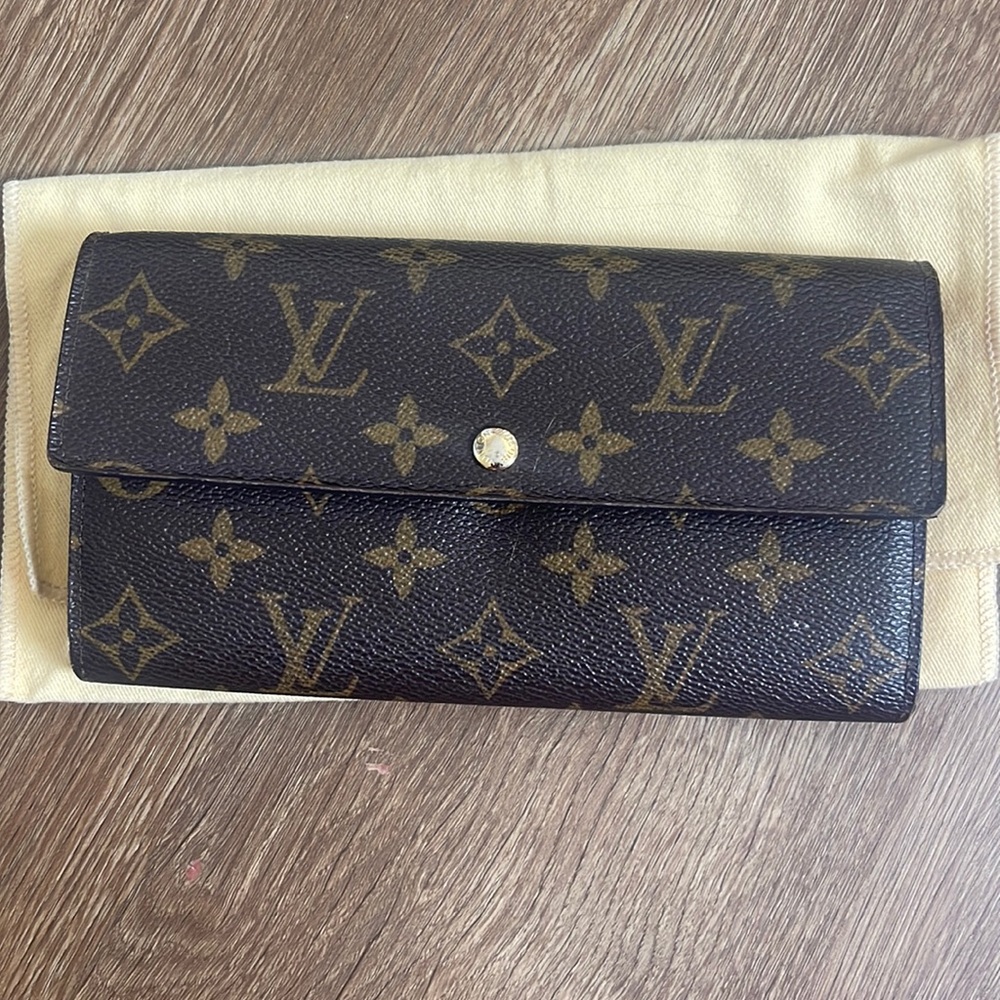 Louis Vuitton monogram wallet
